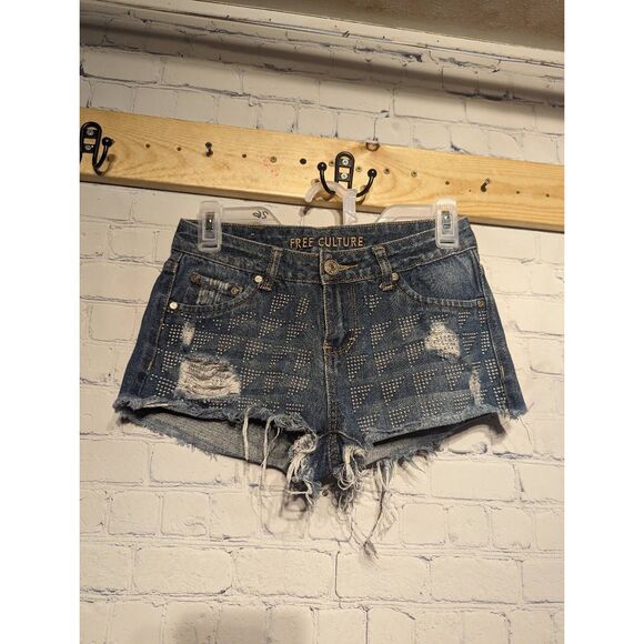 Free Culture cutoff shorts shorts size 1* - Picture 1 of 4